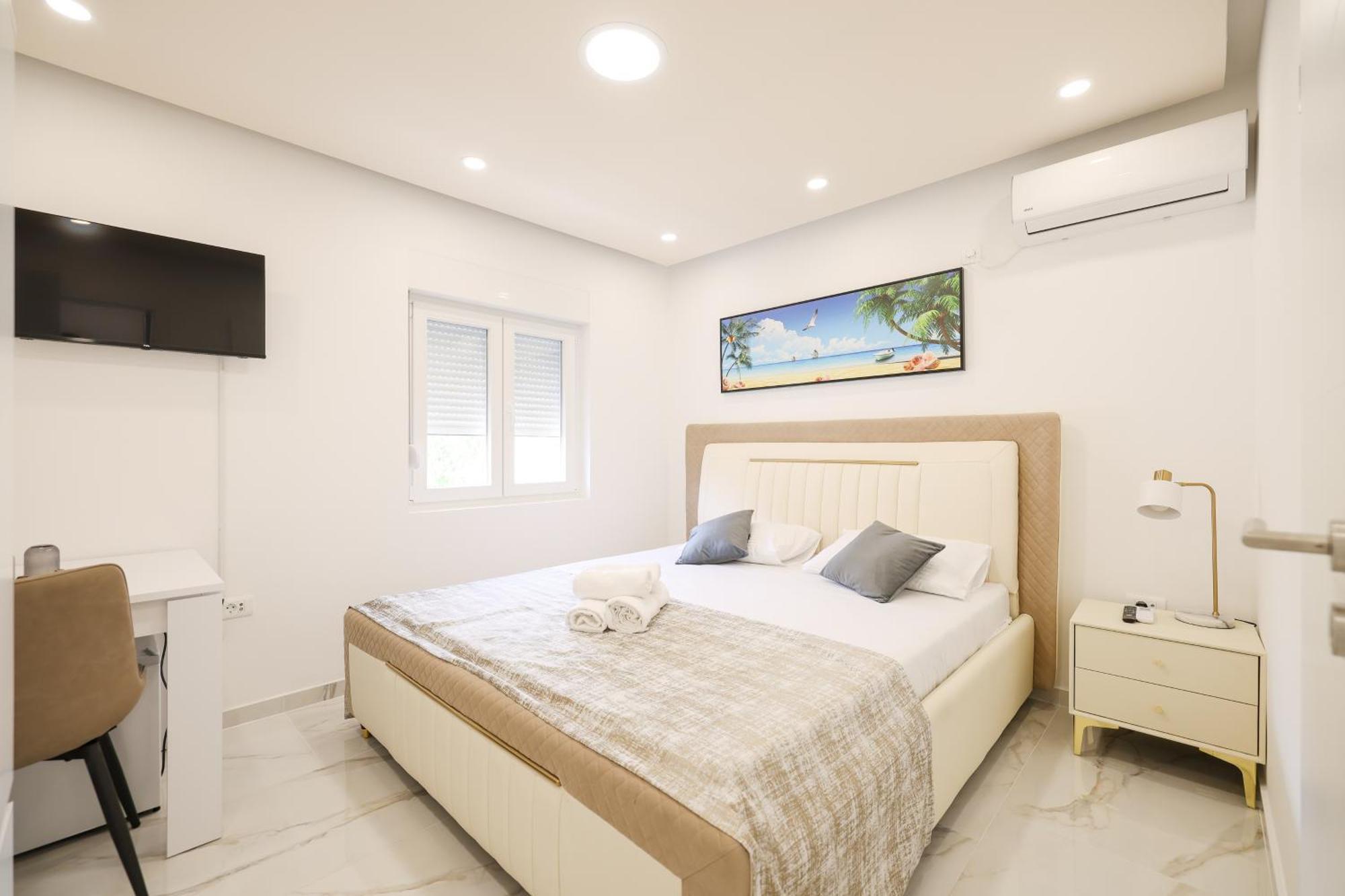 Premium Rooms Prince Zadar Exterior photo