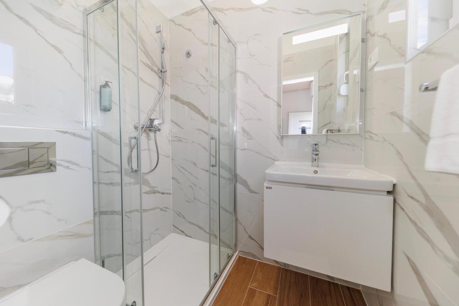 Premium Rooms Prince Zadar Exterior photo